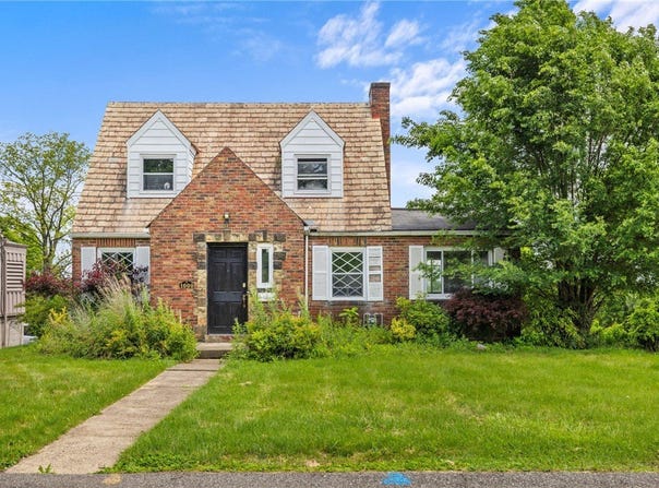 1000 Prospect Rd, Whitehall, PA 15227
