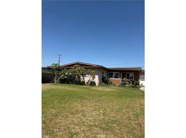 11882 easy way, Garden Grove, CA 92840