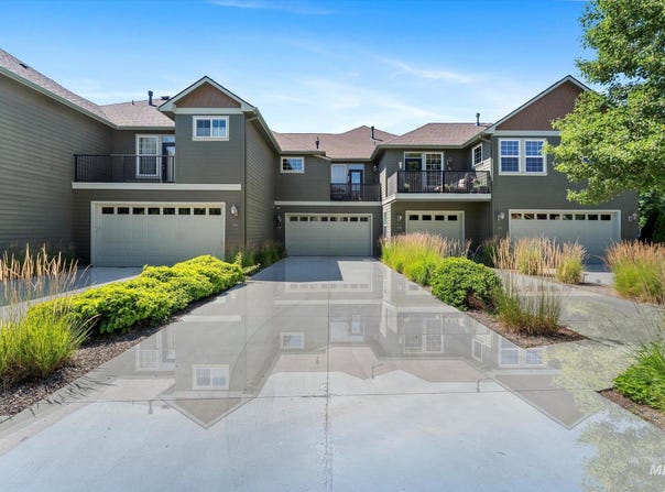 1244 E Winding Creek Drive, Eagle, ID 83616