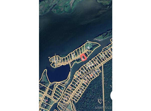 11 Sand Island Point, Camden, AL 36726