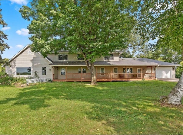 628 258th Street, Farmington Twp, WI 54020