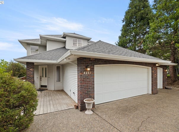 4233 SW 28TH Ct, Gresham, OR 97080