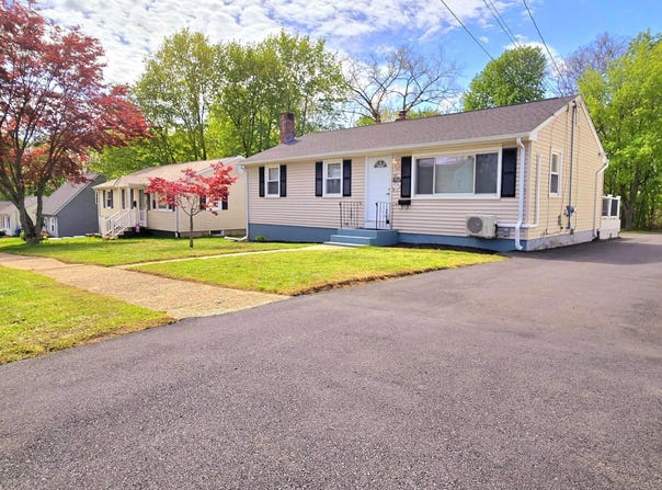 64 4th Street, Bristol, CT 06010