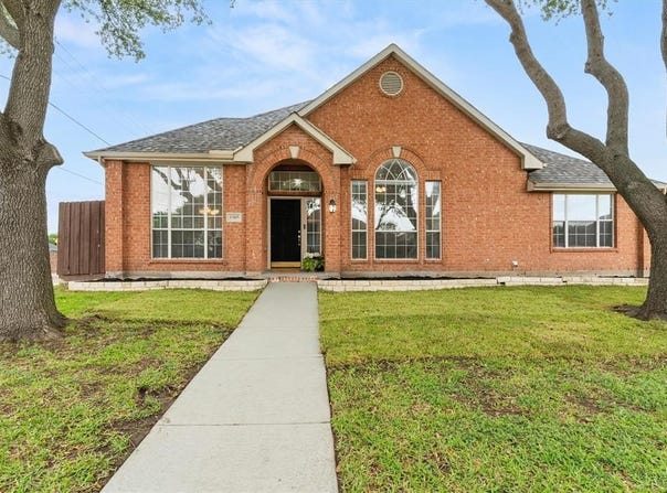 3305 Lake Highlands Drive, Rowlett, TX 75088