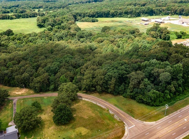 Xxx N HWY 22 N, Lexington, TN 38351