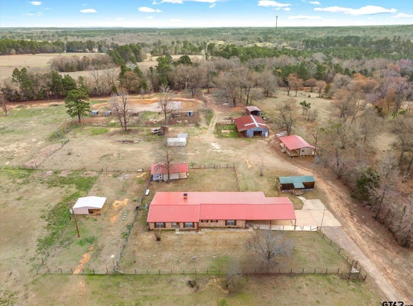 5015 FM 726 S, Gilmer, TX 75645