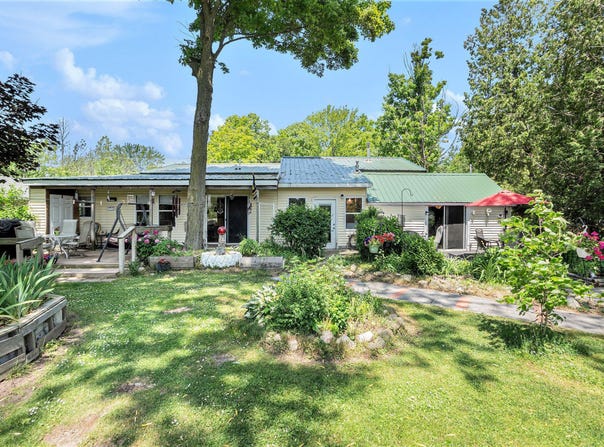 8828 Elm, Fremont, MI 49412