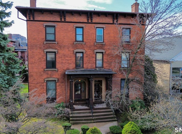 239 Farmington Avenue, Hartford, CT 06105