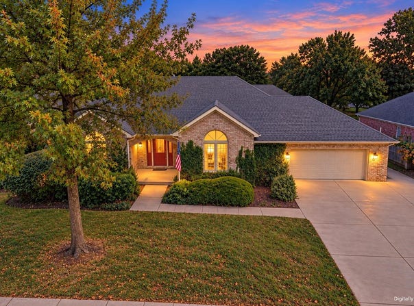 2008 Stepping Stone Ln., Henderson, KY 42420