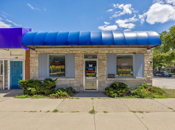 1090 S Getty Street, Muskegon, MI 49442