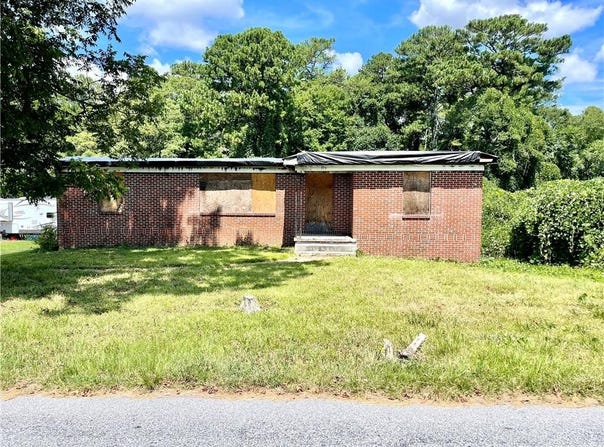 775 West Circle SW, Conyers, GA 30012