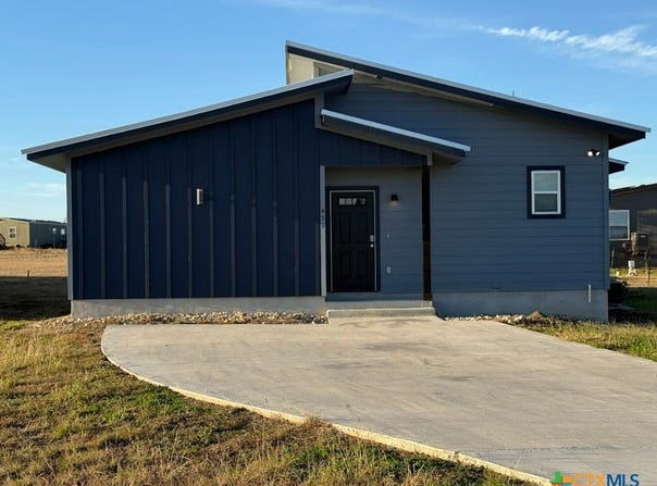 451 Pintail Loop, San Marcos, TX 78666