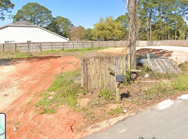 5562 CHARTER CIRCLE, GULF BREEZE, FL 32563