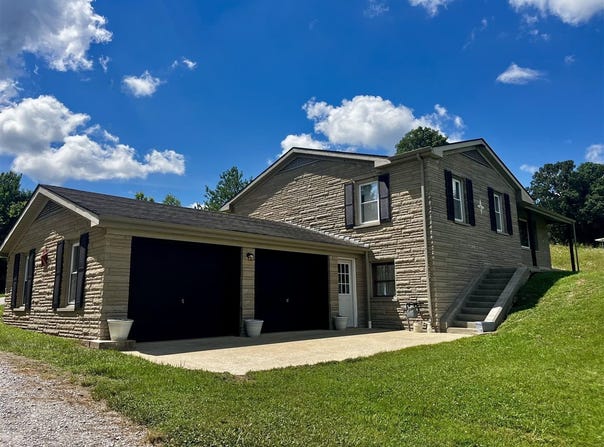 6236 State Route 176, Drakesboro, KY 42337