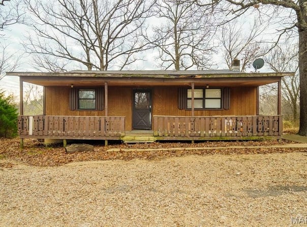 15025 Hackney Drive, St Robert, MO 65584