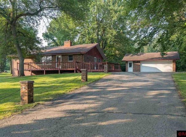419 Royal Road, Mankato, MN 56001