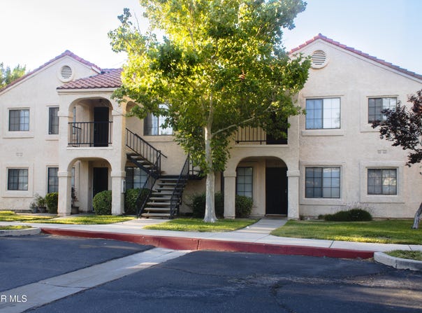2554 Olive Drive, Palmdale, CA 93550