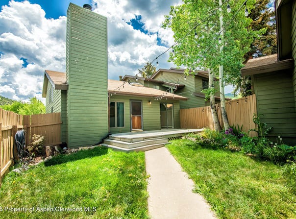 18 S Meadow View Court, Glenwood Springs, CO 81601