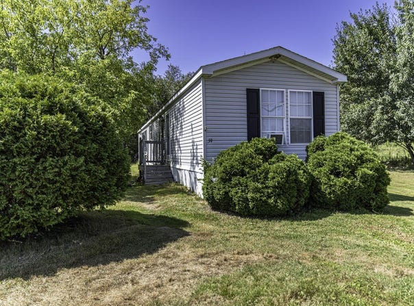 59 Penney Lane, Bradley, ME 04411
