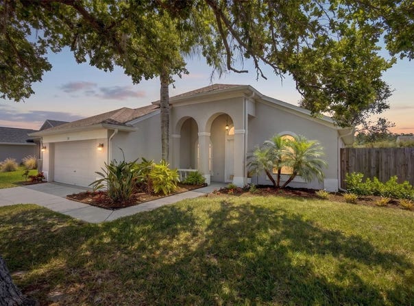 382 FOUNTAINVIEW CIRCLE, OLDSMAR, FL 34677