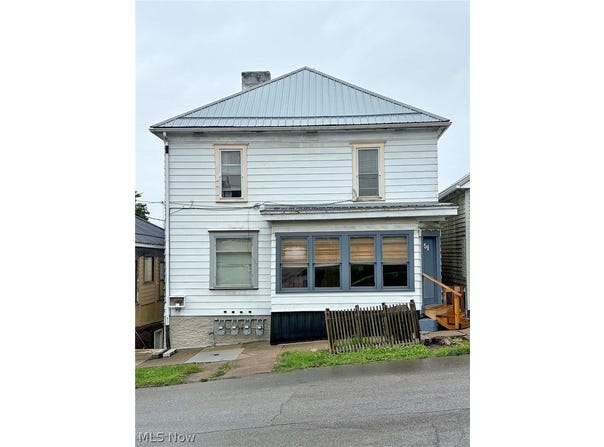 151 S Muskingum Street, Cadiz, OH 43907