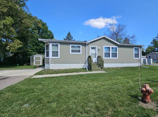 12148  Geneva Way, St Paul, MN 55124