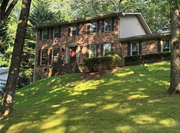 835 Lakeshore Drive NW, Berkeley Lake, GA 30096