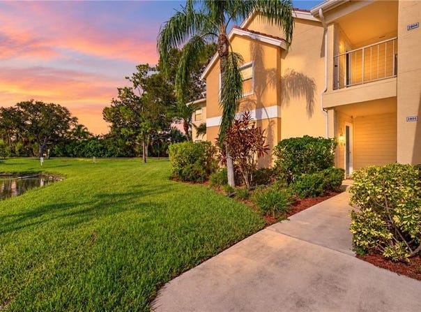 12730 Equestrian Cir, FORT MYERS, FL 33907