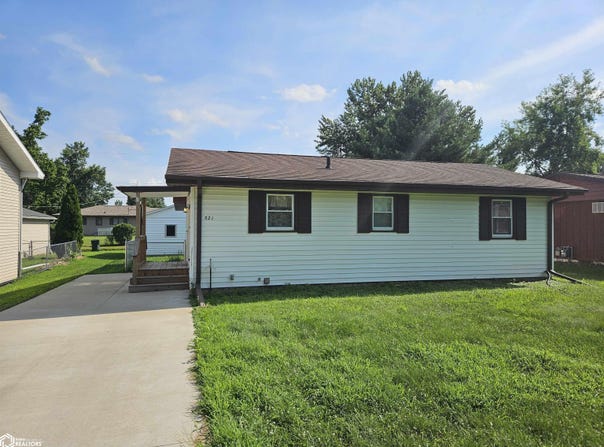 521 Summit, Keokuk, IA 52632
