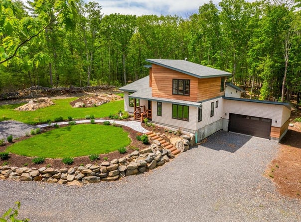 92 Flynn Lane, Ogunquit, ME 03907