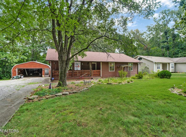 573 Mockingbird Drive, Crossville, TN 38555