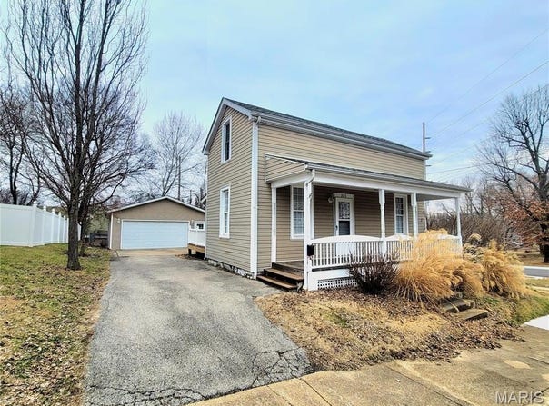 305 Macarthur Street, Washington, MO 63090