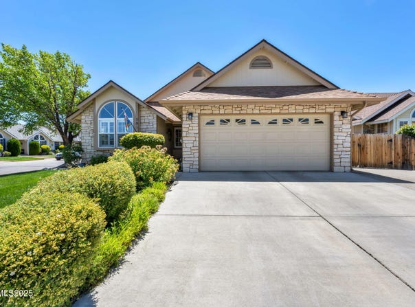 581 Southwest Court, Carson City, NV 89701