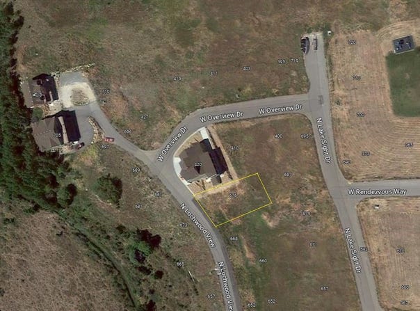 676 LOCHWOOD Dr, Garden City, UT 84028