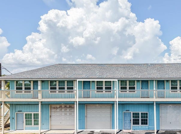 1809 Hill Crest, ROCKPORT, TX 78382
