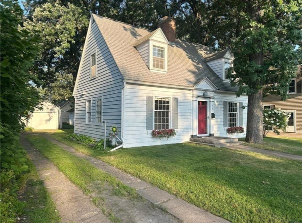 412 Park Street S, Mora, MN 55051