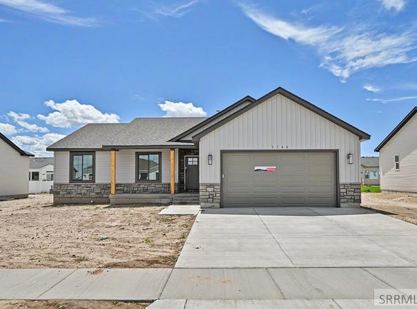 3148 Elixir Road, Ammon, ID 83406