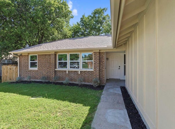 1800 Nicole CIR, Round Rock, TX 78664