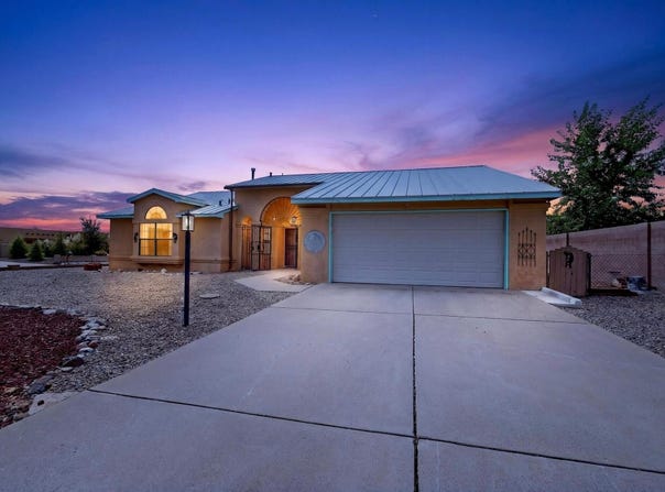 4910 La Nuez Court SE, Rio Rancho, NM 87124