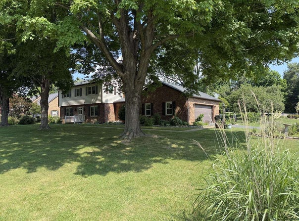 200 PELHAM DR, WAYNESBORO, VA 22980