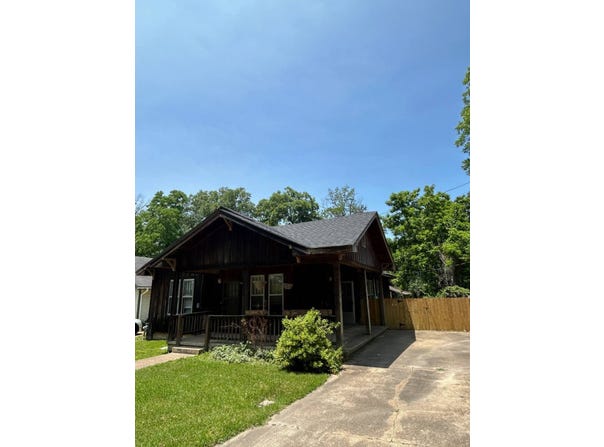 221  Wilson, Magnolia, AR 71753