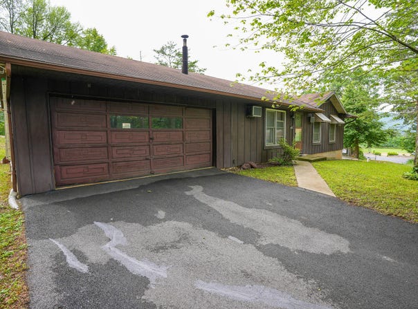 609 Mill Street, Palmerton, PA 18071