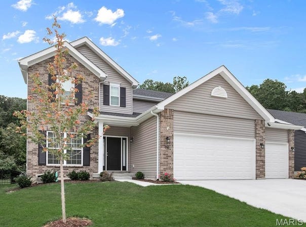 1045 Bloomfield Drive, Eureka, MO 63025