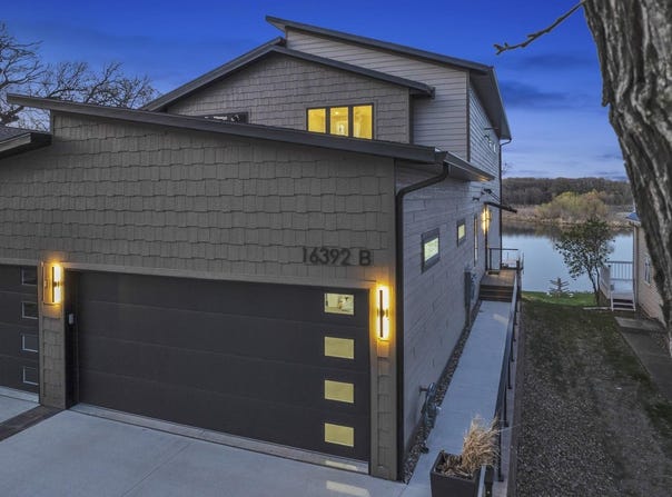 16392 255th Avenue A, Spirit Lake, IA 51360