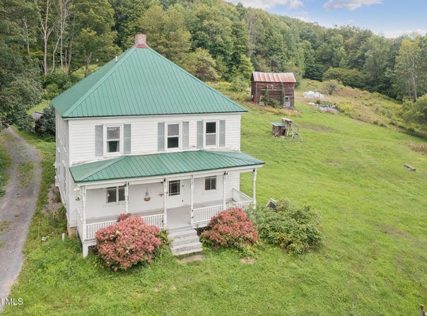 114 Vintonton Road, Warnerville, NY 12187