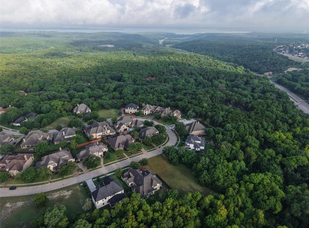 934 Beverly Circle, Cedar Hill, TX 75104