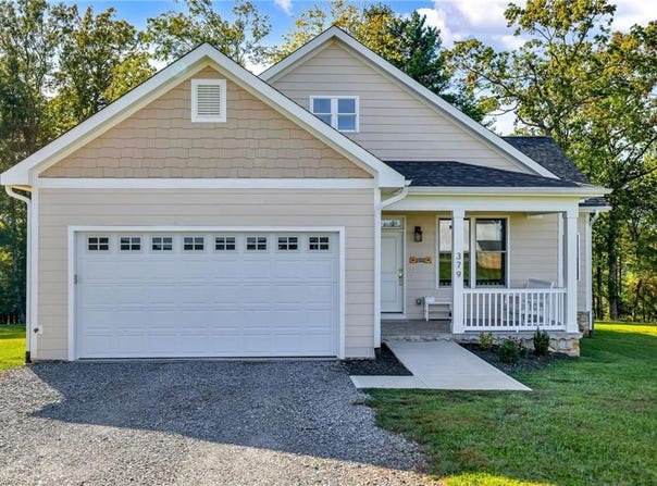 379 Turtle Ridge Road, Sparta, NC 28675