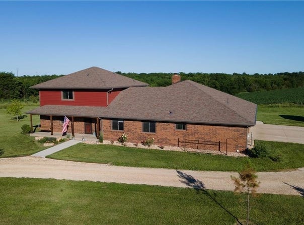 205 N 1700 Road, Lecompton, KS 66050