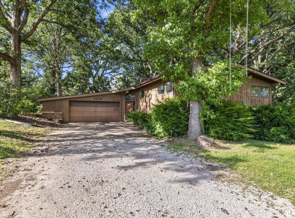 3044 Green Lake Drive, Decatur, IL 62521