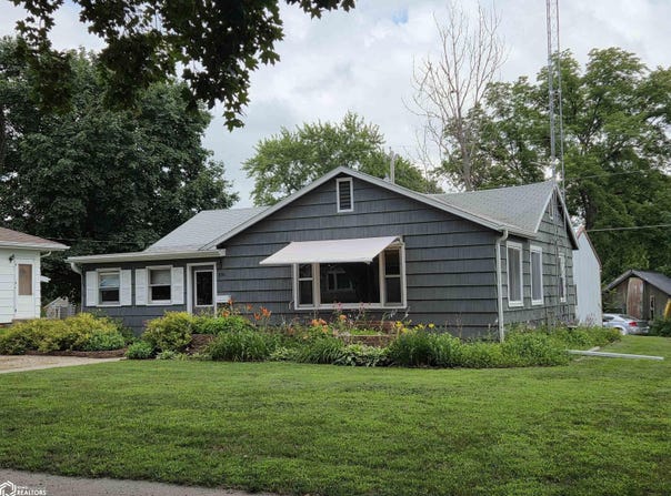 330 Jason Avenue, Iowa Falls, IA 50126